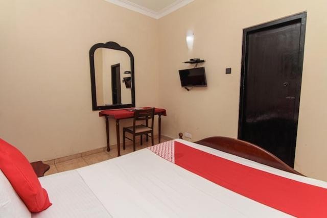 Eestee Rest Colombo Exterior foto